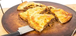 How to clean a baking or pizza stone